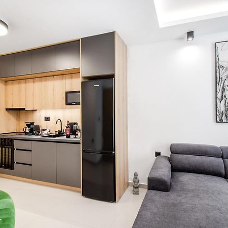 New Luxury Apartment Near Center With Garden View Bendevís Dış mekan fotoğraf